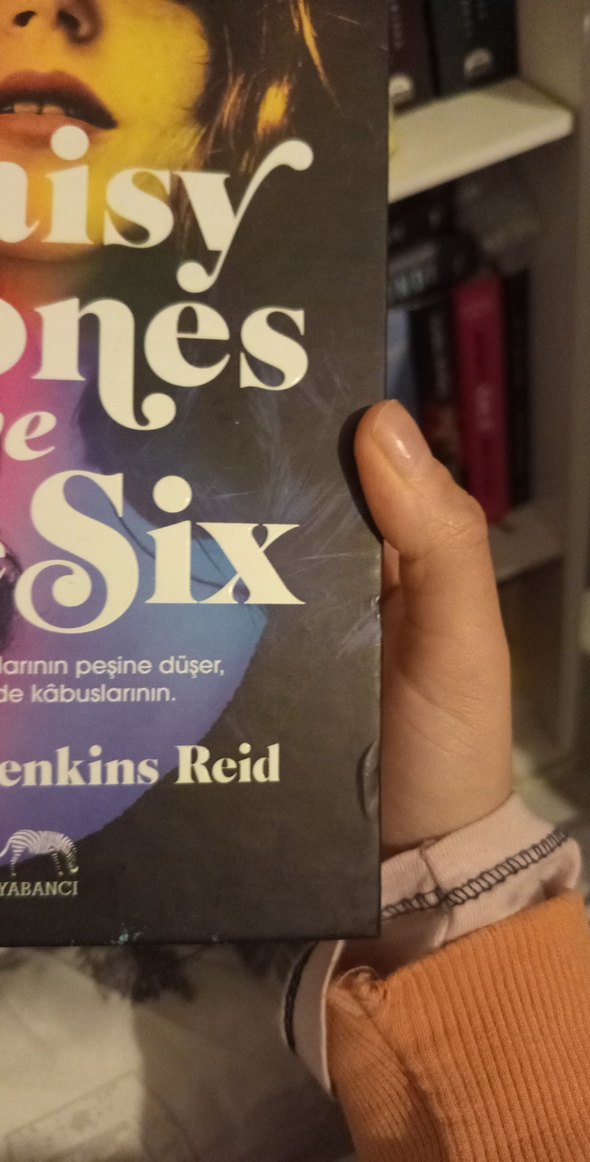 Daisy Jones ve The Six - Taylor Jenkins Reid - Görsel 4