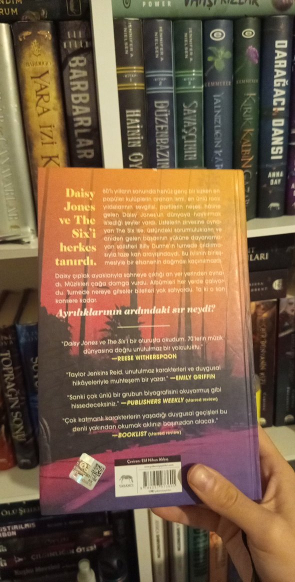 Daisy Jones ve The Six - Taylor Jenkins Reid - Görsel 3