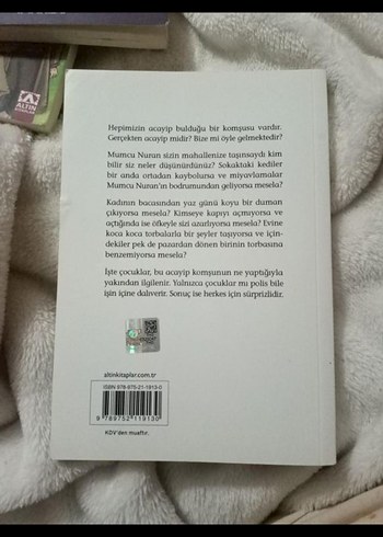  Komşumuz Çok Acayip - Miyase Sertbarut