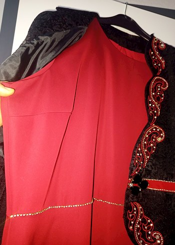 Bordo İşlemeli Boncuk Detaylı Uzun Abiye Elbise - Görsel 4