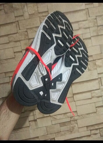 Nike ORJİNAL NİKE 42.5 NUMARA ERKEK SIFIR AYA