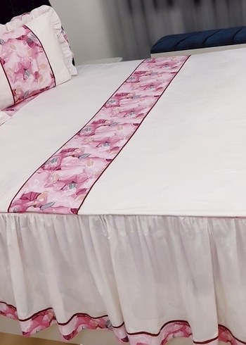 Pembe Nakışlı Yatak Örtüsü - Görsel 3