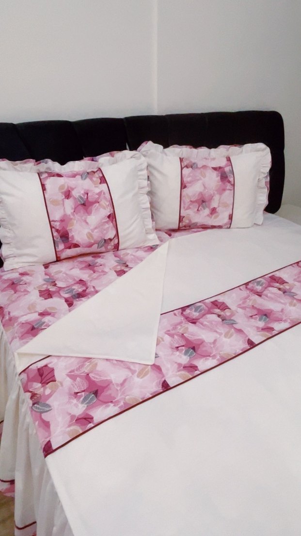 Pembe Nakışlı Yatak Örtüsü - Görsel 5