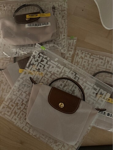 LONGCHAMP XS KREM