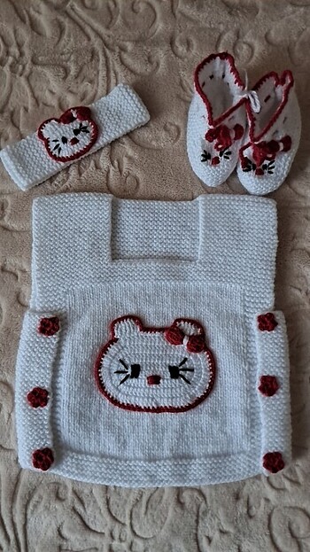Kız Bebek Süveter, Patik ve Bandana Takımı