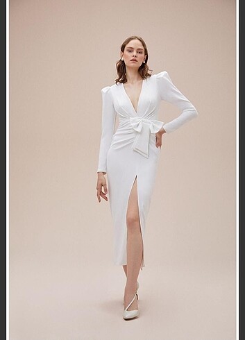 Oleg Cassini s