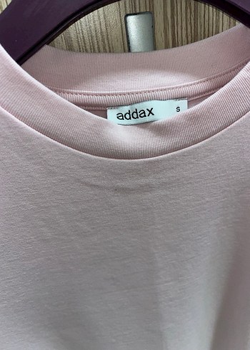 Pembe Kısa Kollu Fitted Midi Elbise - Görsel 4