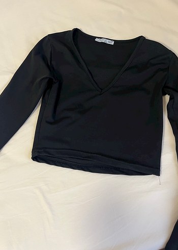 Siyah ve beyaz V Yaka Uzun Kollu Kadın Bluz - Görsel 3