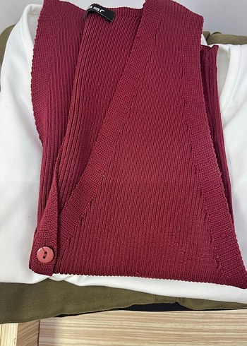 Bordo Düğmeli V Yaka Triko Kadın Yelek - Görsel 5
