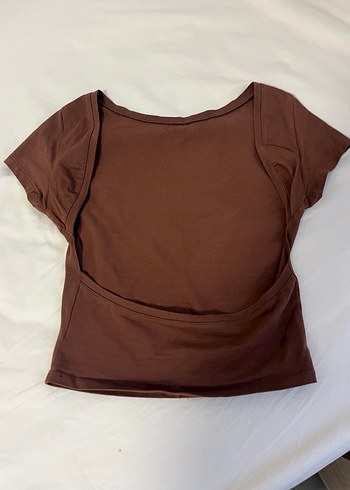 Kadın sırt dekolteli tişört - Görsel 3