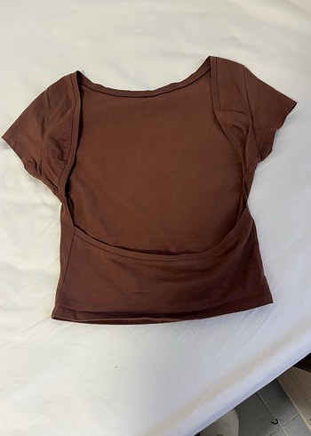 Kadın sırt dekolteli tişört - Görsel 2