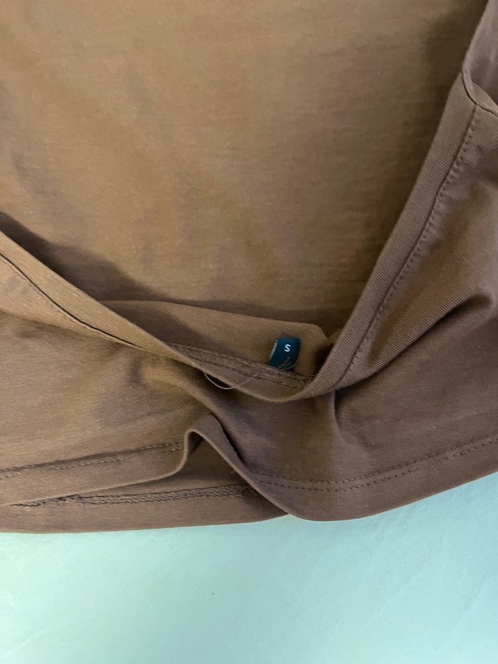 Kadın sırt dekolteli tişört - Görsel 5