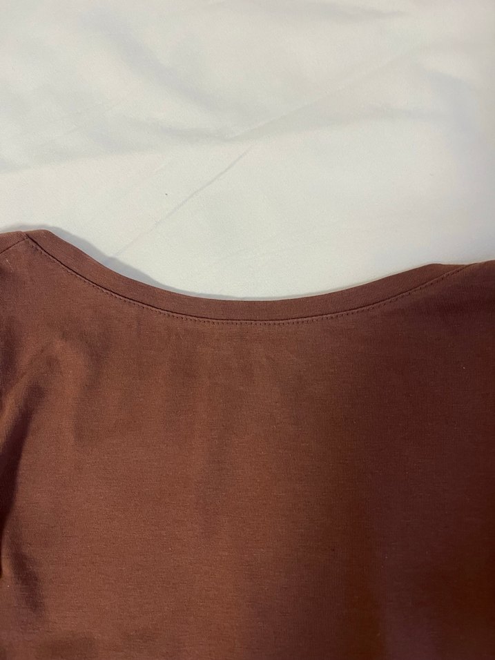 Kadın sırt dekolteli tişört - Görsel 4