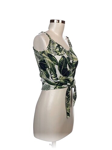 H&M H&M Bluz %70 İndirimli.