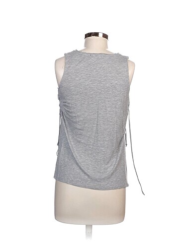 m Beden Bershka Bluz %70 İndirimli.