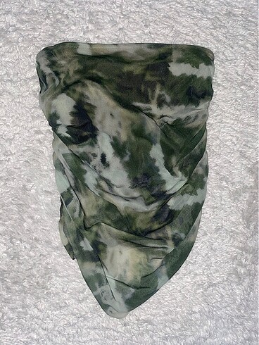 Yeşil asker desenli straplez crop