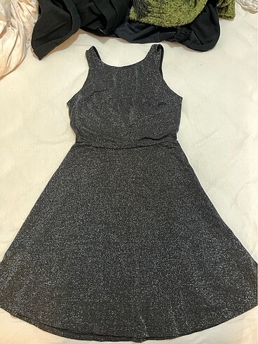 H&M parıltılı kısa elbise