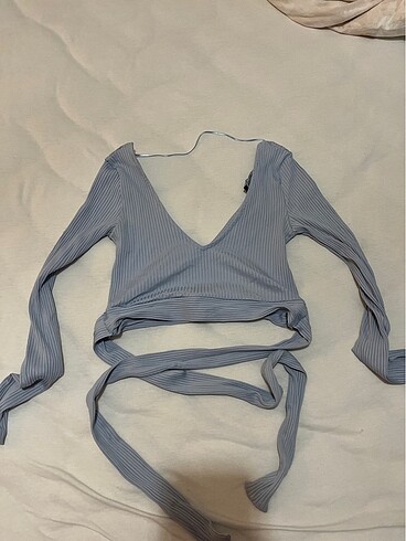 Bershka crop bluz