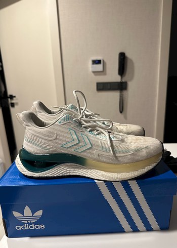 Beyaz Adidas Bağcıklı Erkek Spor Ayakkabı