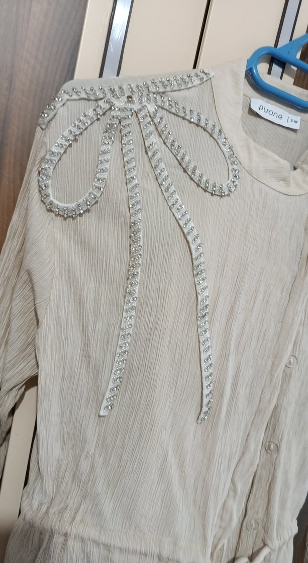 Bej Uzun Kollu Keten Kadın Gömlek - Görsel 2