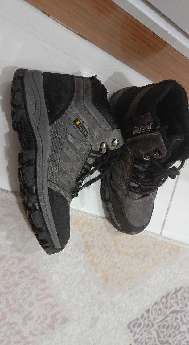 Gri Yılan Desenli Erkek Outdoor Bot - Görsel 3