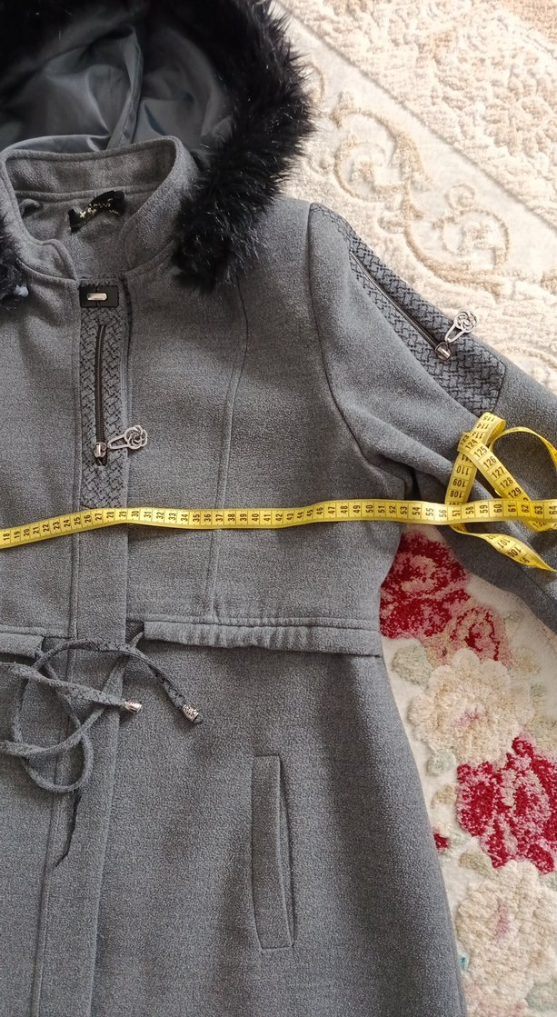 Gri Uzun Kürklü Kadın Kaban - Görsel 5