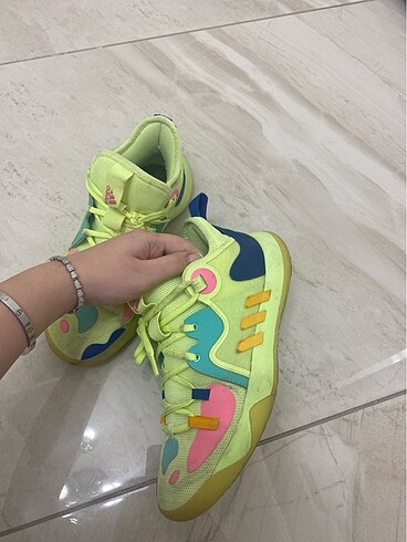 39 Beden Adidas basket ayakkabısı