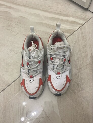 Nike shox