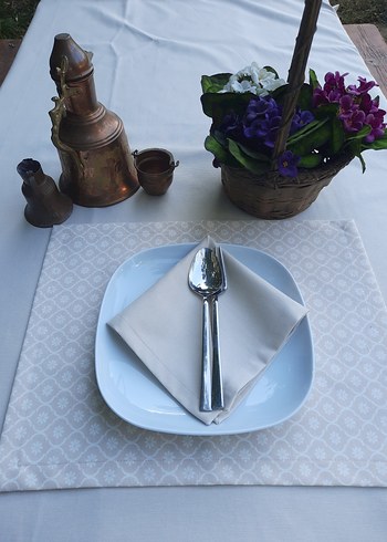 English Home Masaörtüsü takimi