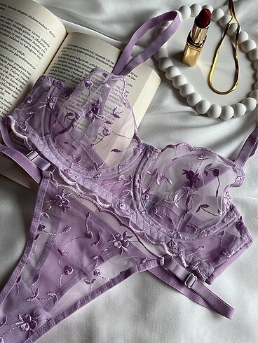 Lila Bralet Takım