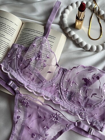 Diğer Lila Çiçekli Bralet Takım
