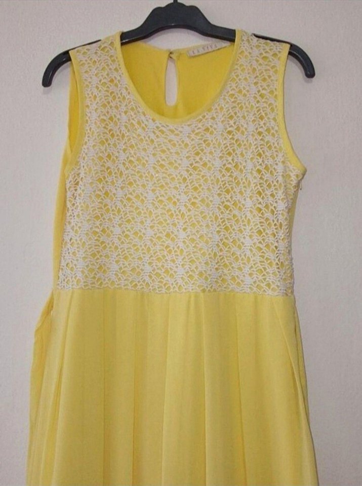 Sarı Dantel Detaylı Uzun Kolsuz Elbise - Görsel 3