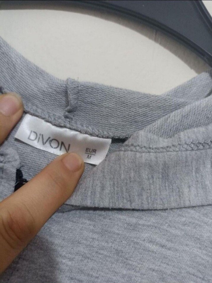 Gri Kapüşonlu Uzun Fermuarlı Kadın Hırka - Görsel 3