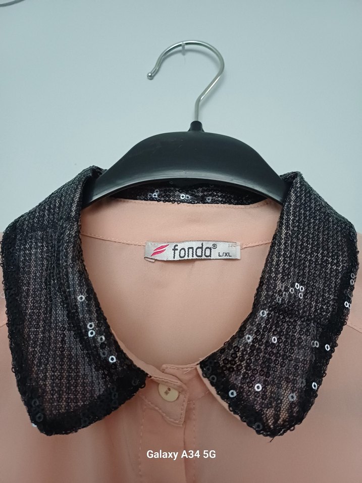 Bej Renkli, Düğmeli, Kolsuz Kadın Gömlek - Görsel 4