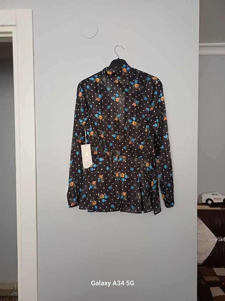 Bohem Uzun Kollu Mini Boyundan Bağcıklı Bluz - Görsel 2