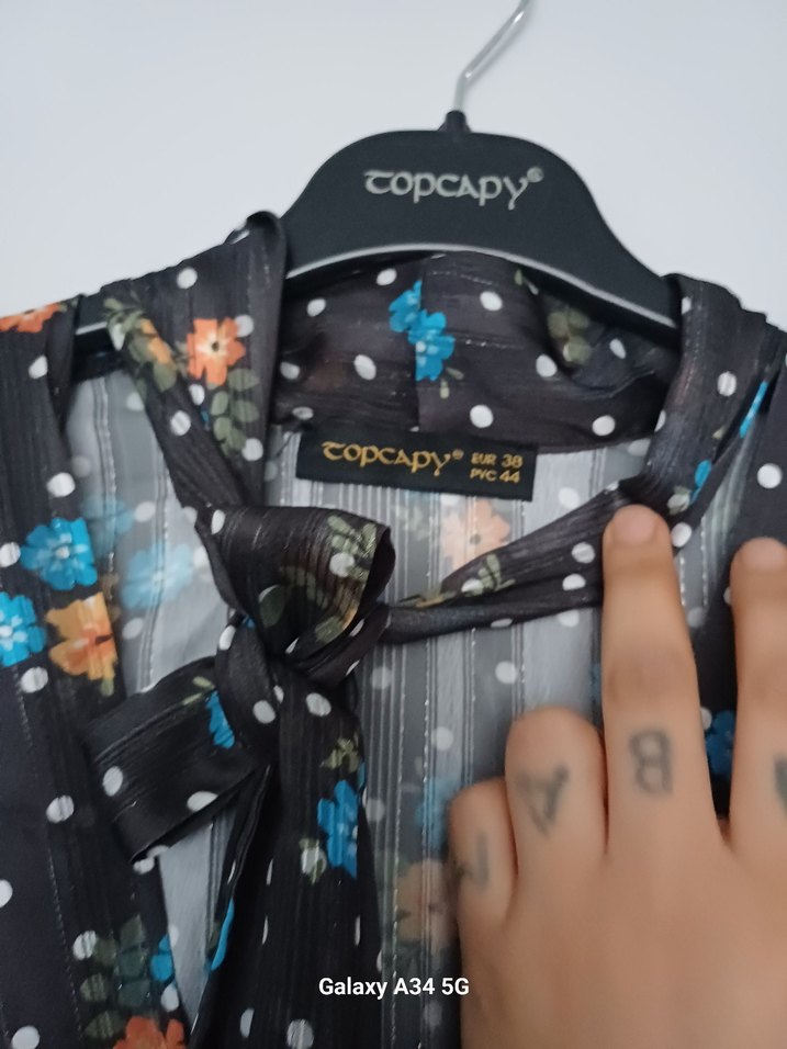 Bohem Uzun Kollu Mini Boyundan Bağcıklı Bluz - Görsel 3