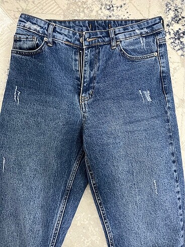 Mom jeans