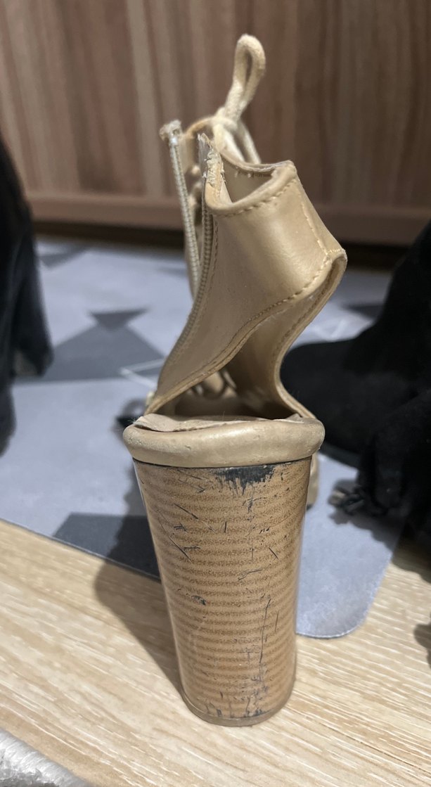 Bej Deri Kadın Dolgu Topuklu Sandalet - Görsel 5