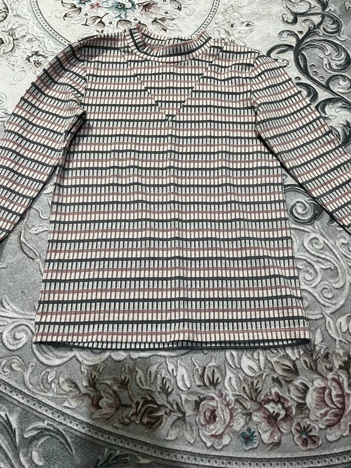 Çizgili kazak - Görsel 2