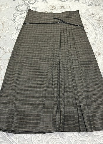 Gri Pileli Kadın Uzun Etek - Görsel 3