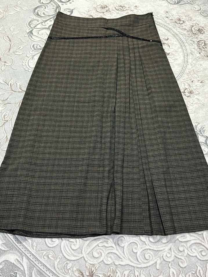 Gri Pileli Kadın Uzun Etek - Görsel 2