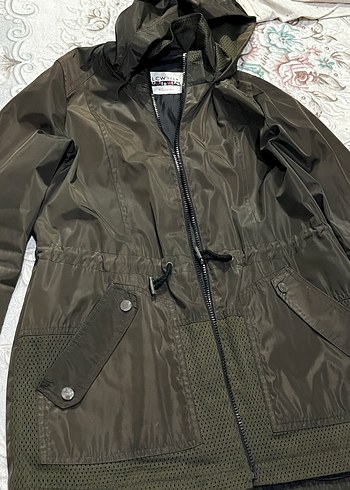 Kadın  Kapüşonlu Fermuarlı Ceket s ve m de uyumlu dur - Görsel 4