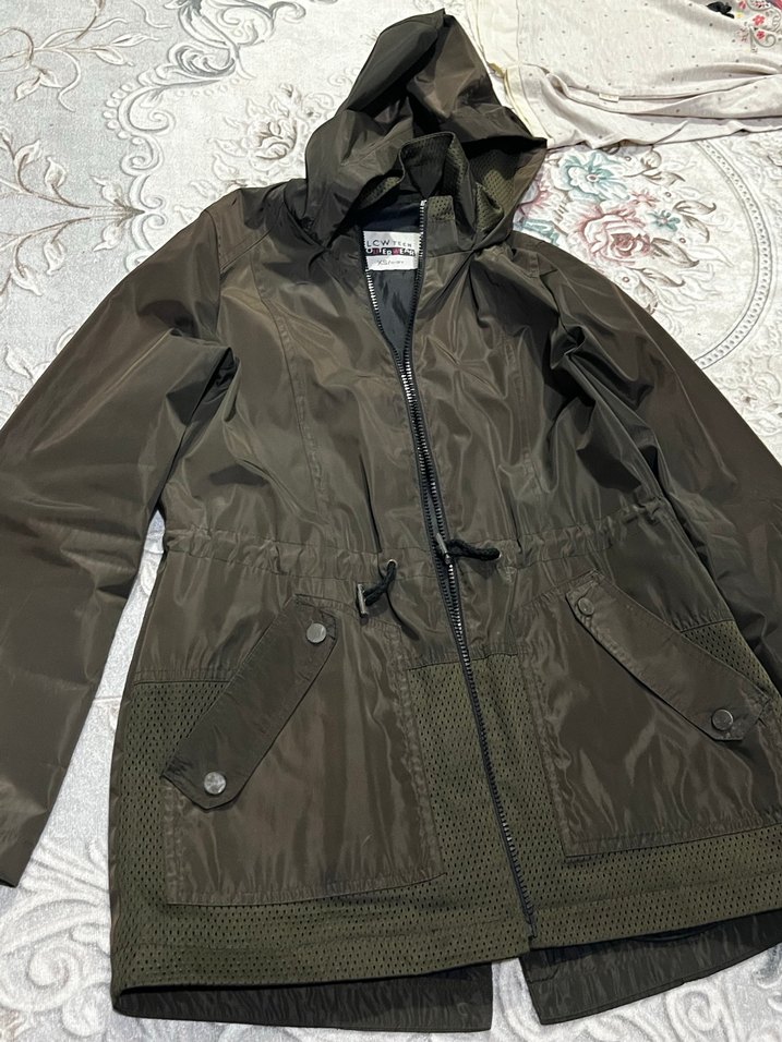 Kadın  Kapüşonlu Fermuarlı Ceket s ve m de uyumlu dur - Görsel 5