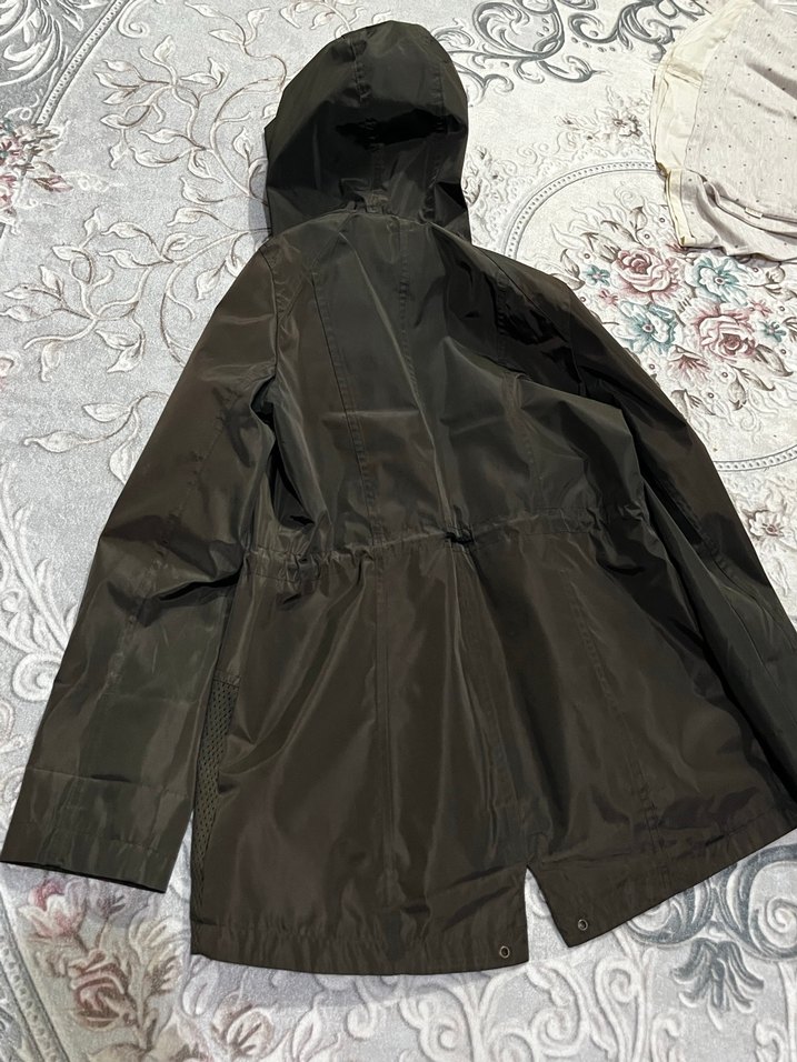 Kadın  Kapüşonlu Fermuarlı Ceket s ve m de uyumlu dur - Görsel 3