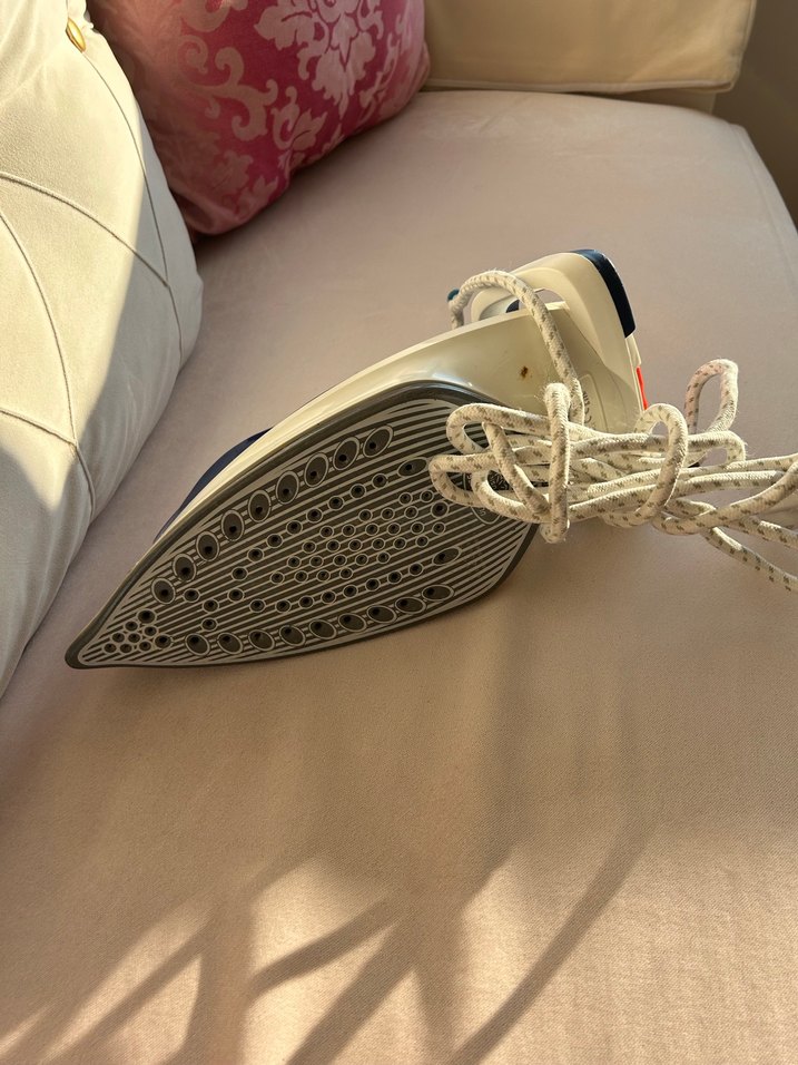 Tefal marka buharlı ütü - Görsel 3