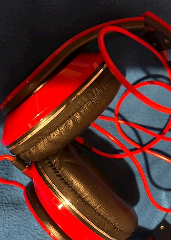 Kulak üstü kulaklık - Görsel 2