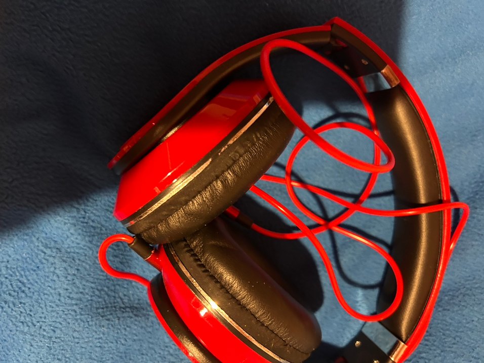 Kulak üstü kulaklık - Görsel 2