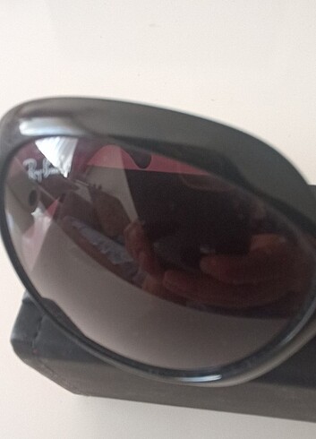 Acil satılık Ray-ban gözlük 