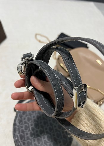 Siyah Baskılı Deri Yuvarlak Kadın Çanta - Görsel 5