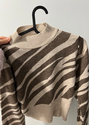 Desenli kazak - Görsel 3